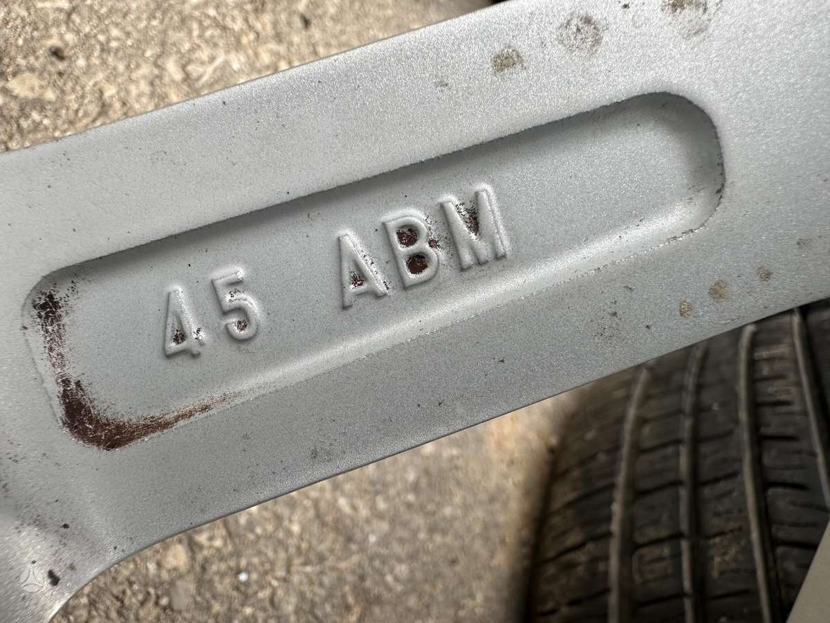 Toyota Prius +, легкосплавные , R17