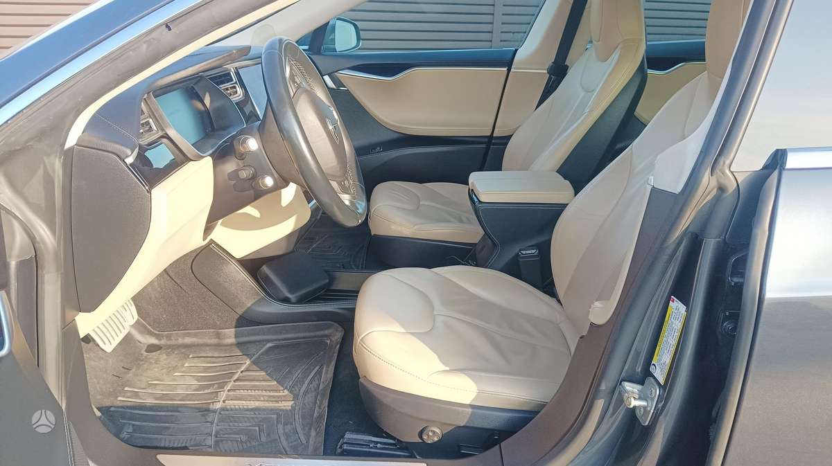 Tesla Model S, 70 kWh, sedanas