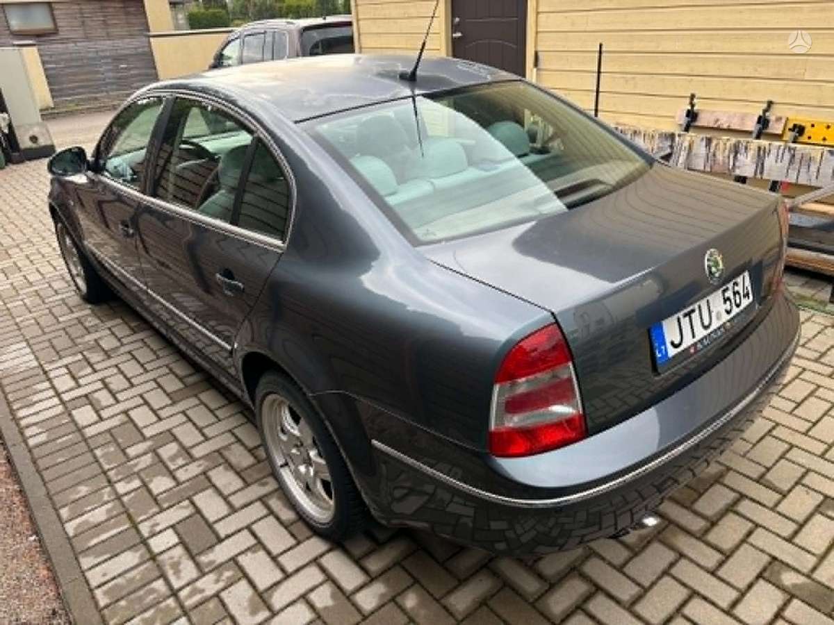 Skoda Superb, 2.5 l., Седан
