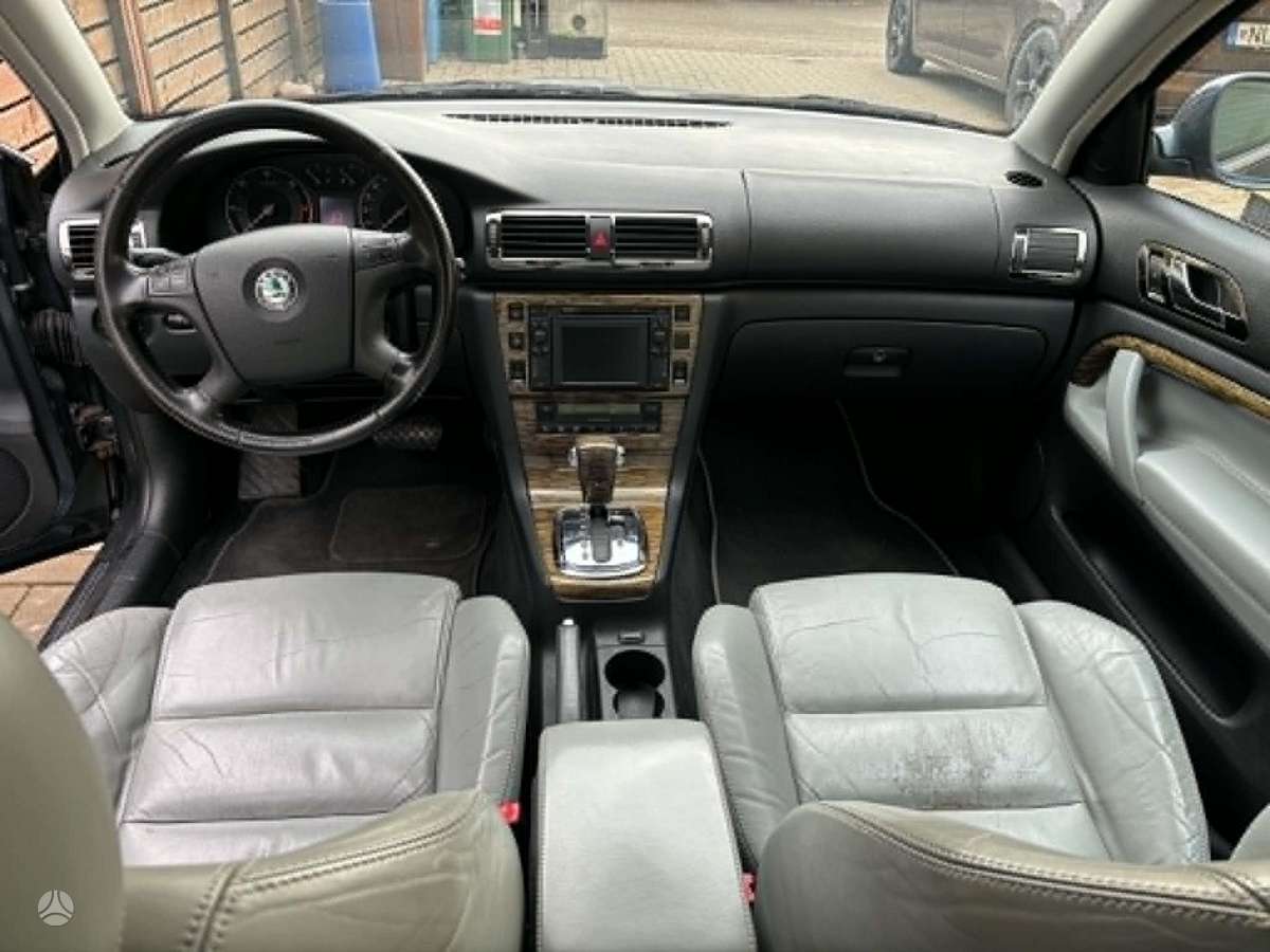 Skoda Superb, 2.5 l., Седан