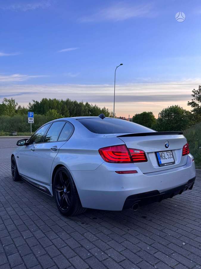 BMW 535, 3.0 l., Седан