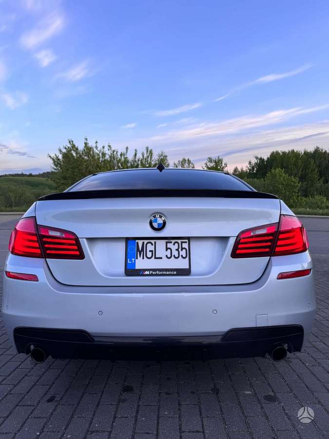 BMW 535, 3.0 l., Седан