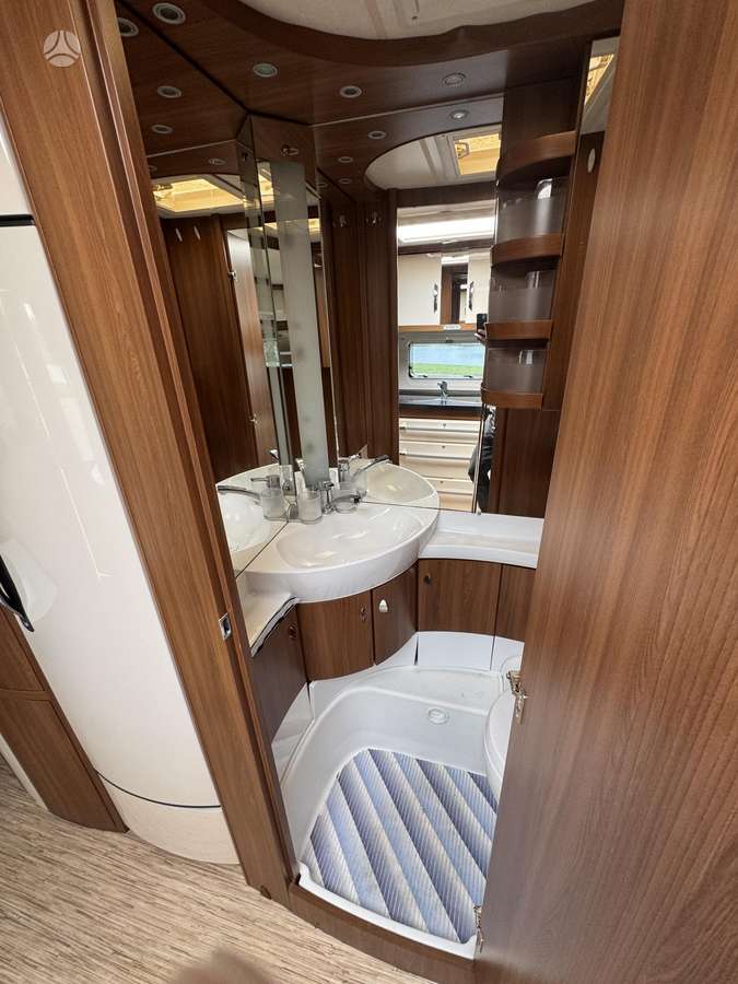 Hobby 610 UL Premium, caravans