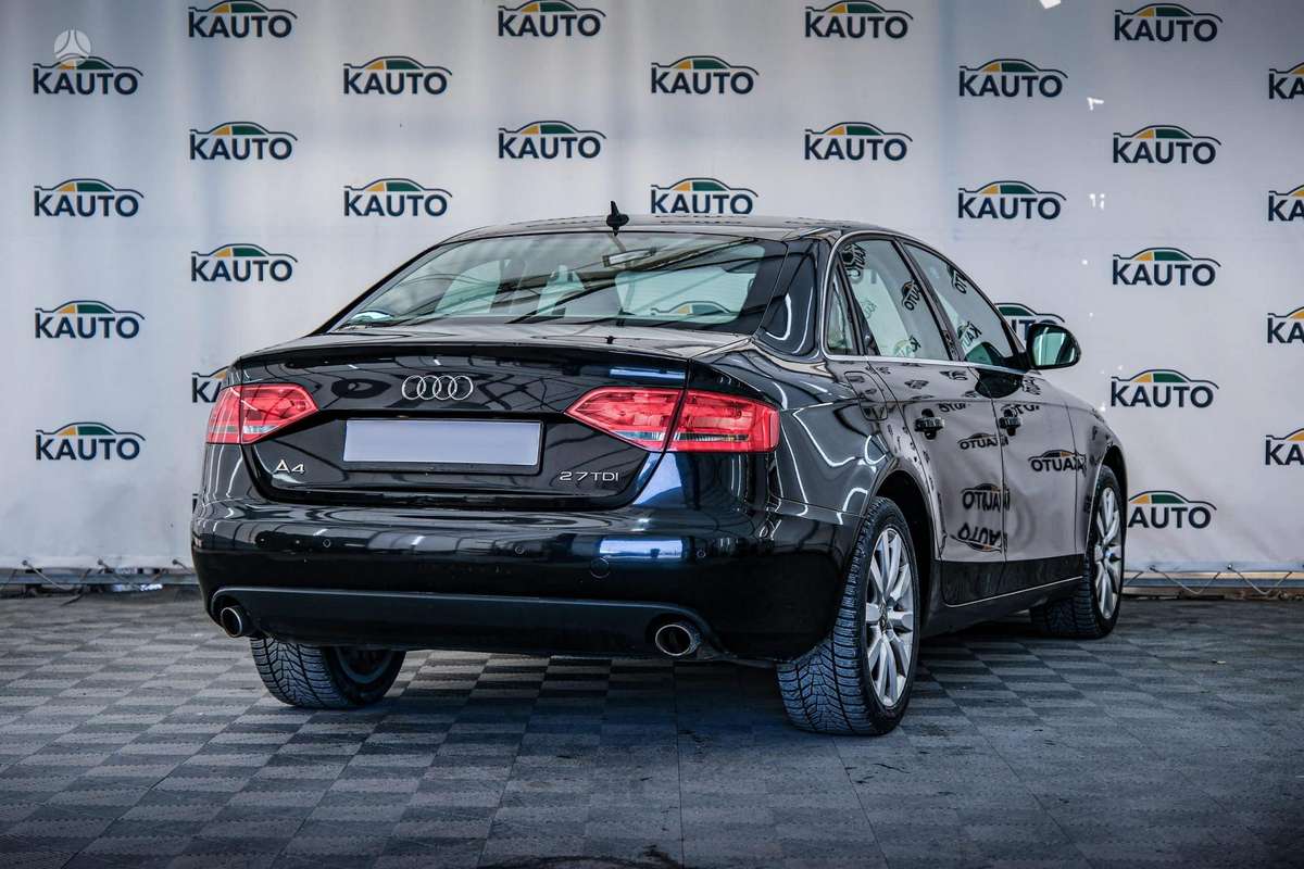 Audi A4, 2.7 l., Седан
