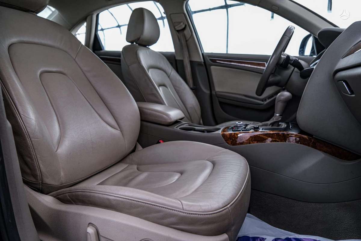 Audi A4, 2.7 l., Седан