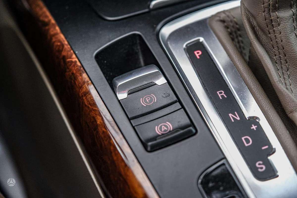 Audi A4, 2.7 l., Седан