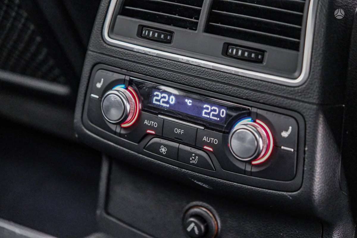 Audi A6, 3.0 l., Седан