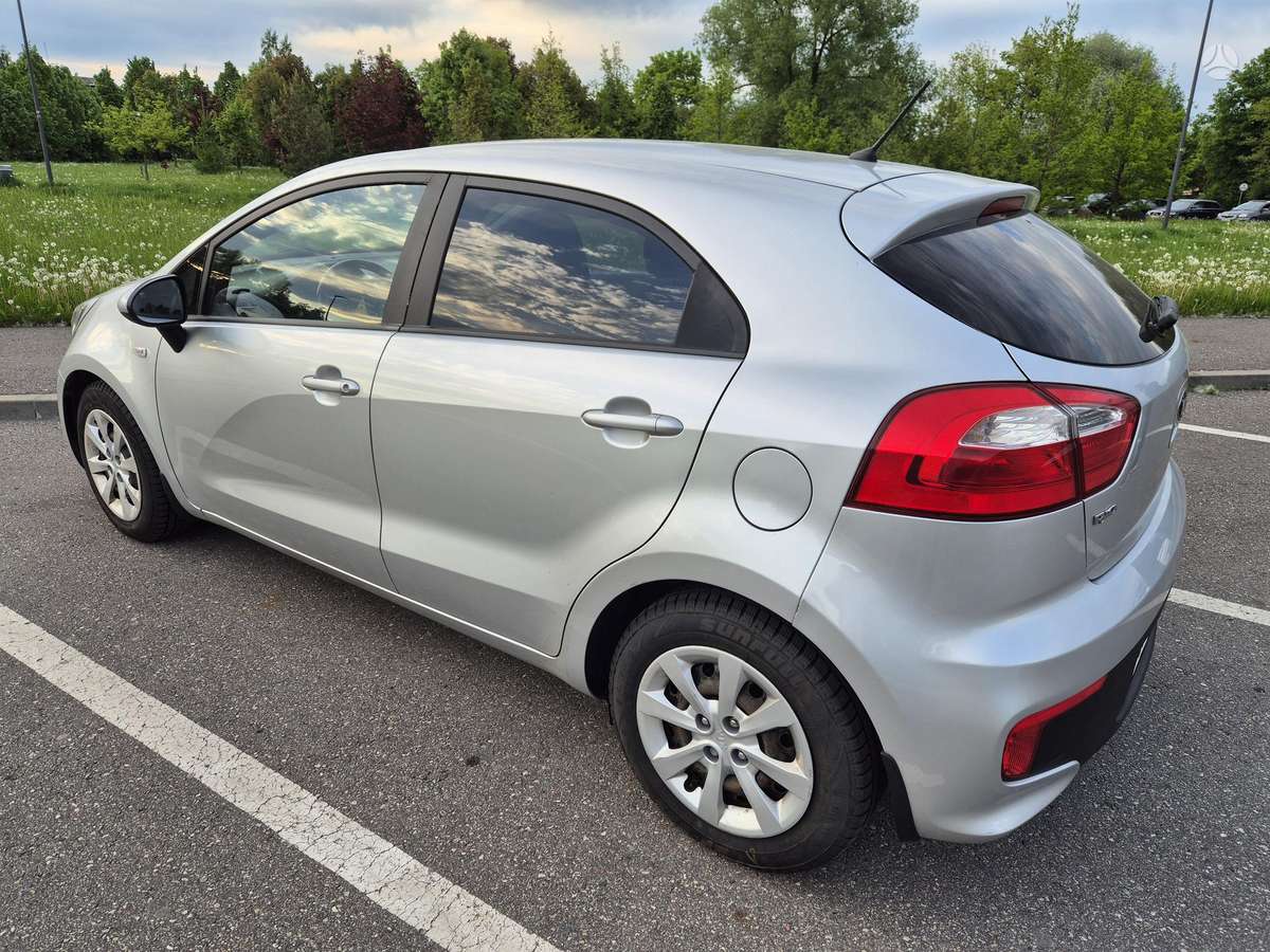 Kia Rio, 1.1 l., Хэтчбек