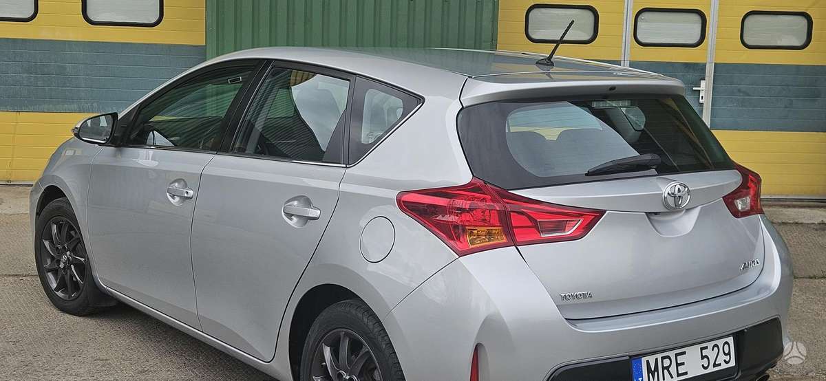 Toyota Auris - 7