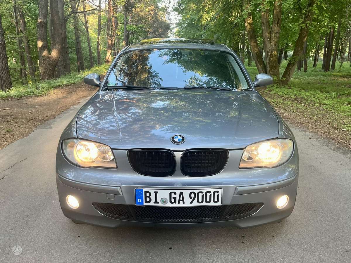 BMW 120, 2.0 l., hatchback