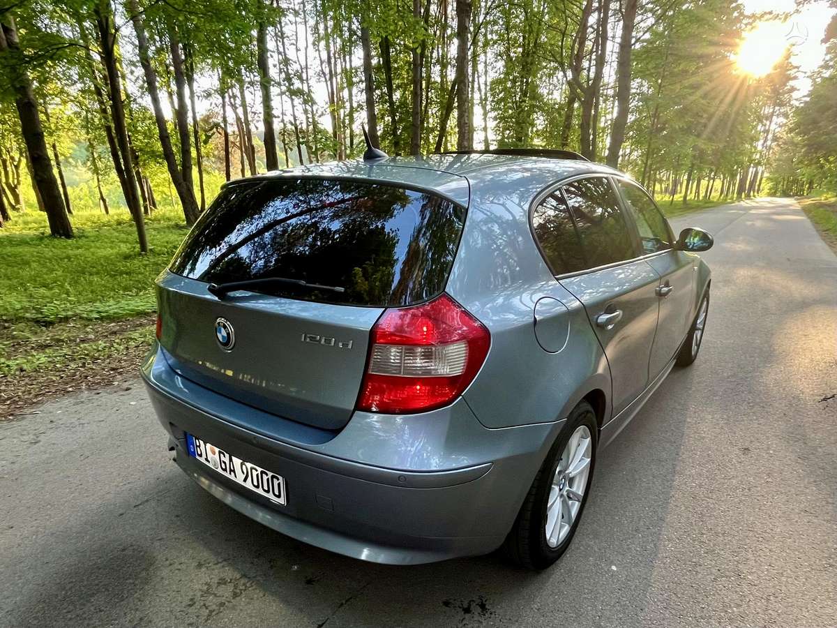BMW 120, 2.0 l., Хэтчбек