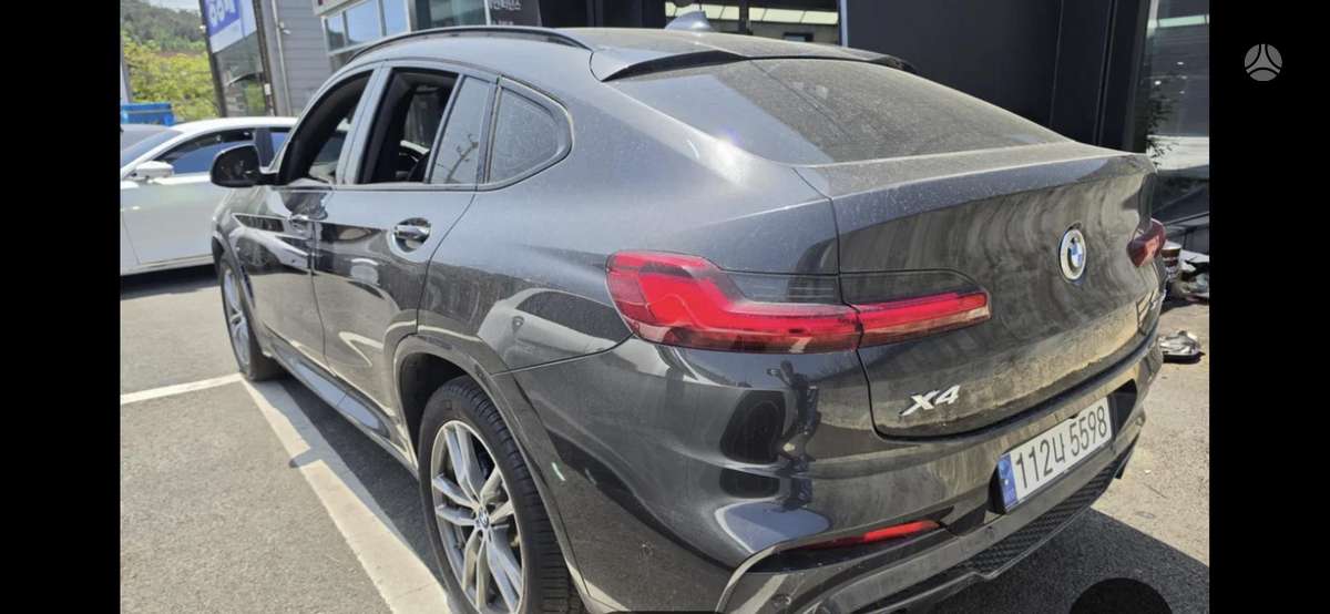 BMW X4 kėbulo dalys
