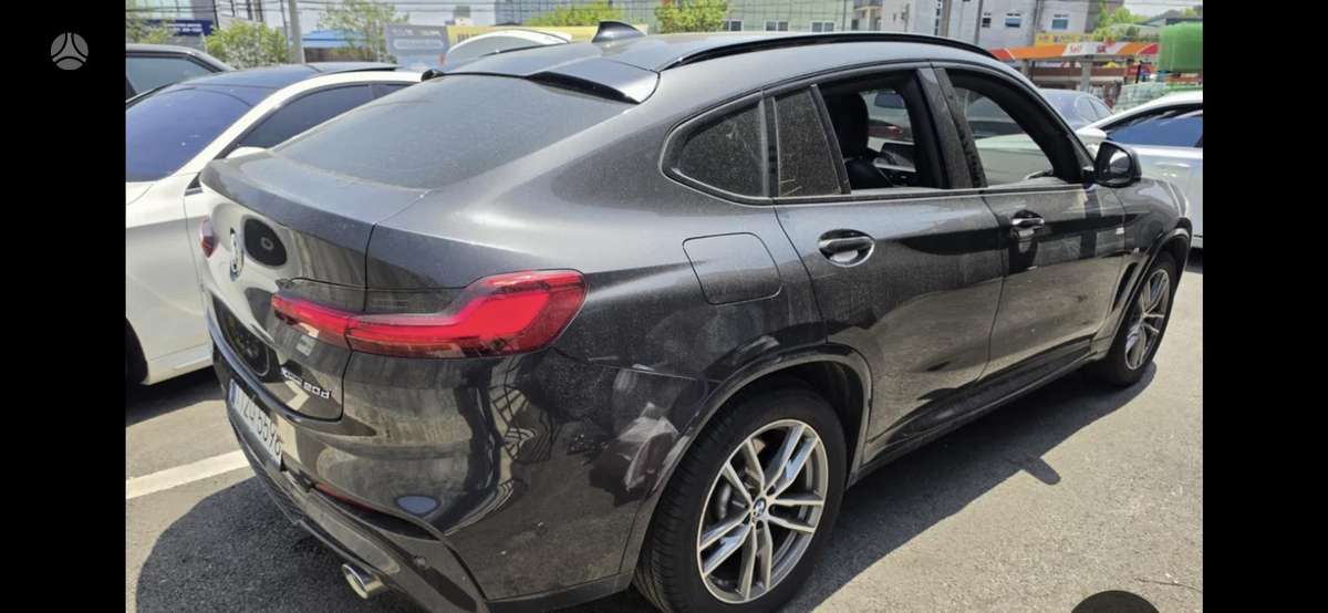 BMW X4 kėbulo dalys