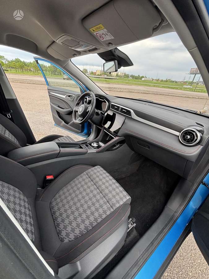 MG ZS, 55 kWh, hatchback