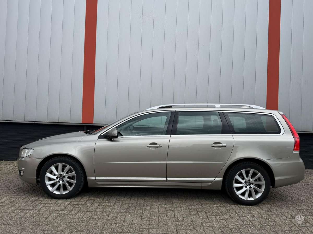 Volvo V70, 2.0 l., Универсал