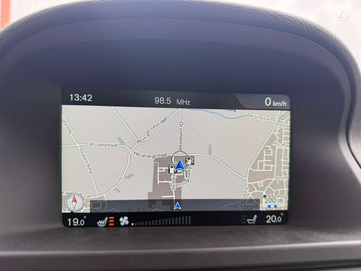 Volvo V70, 2.0 l., Универсал