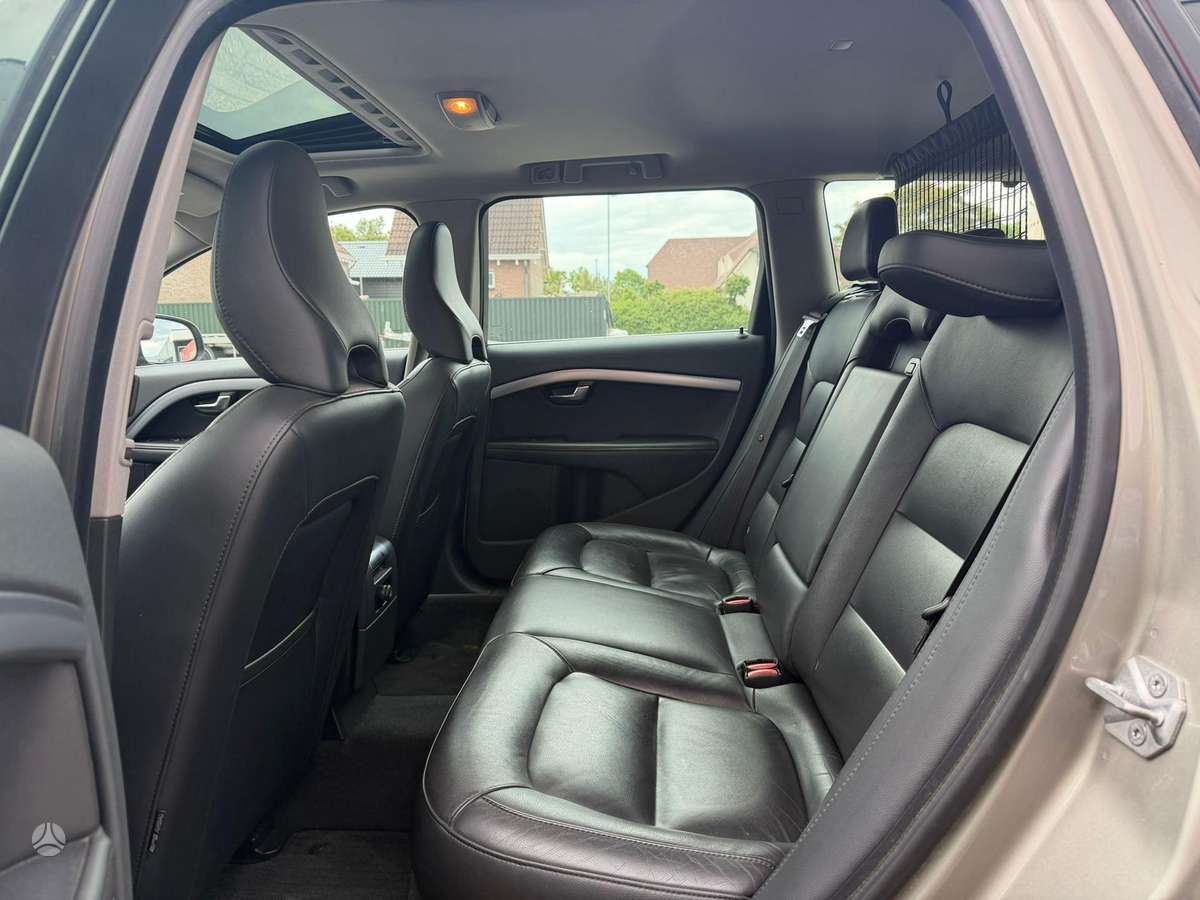 Volvo V70, 2.0 l., Универсал