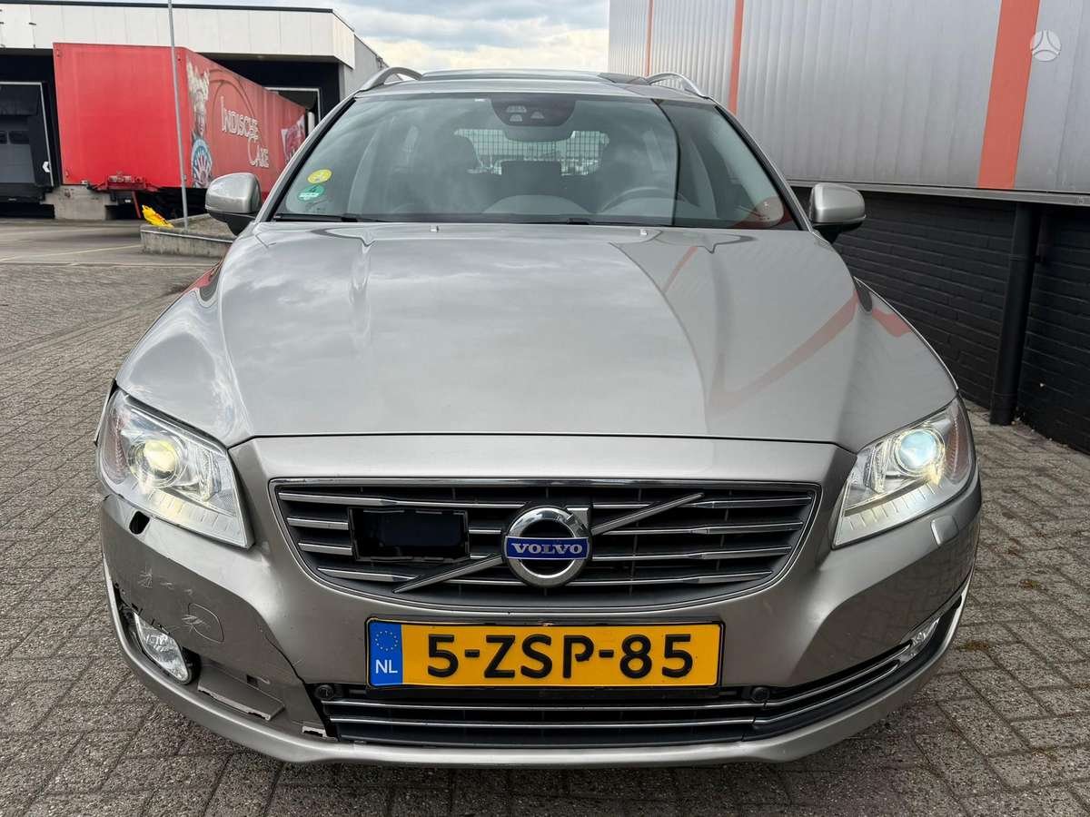 Volvo V70, 2.0 l., Универсал