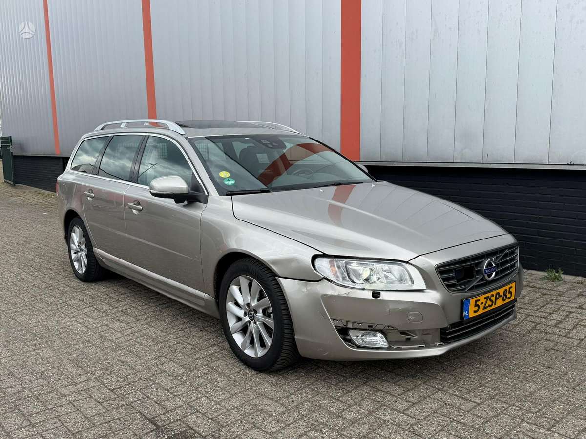 Volvo V70, 2.0 l., Универсал