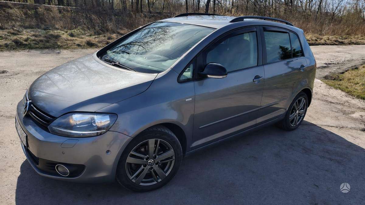 Volkswagen Golf Plus - 1