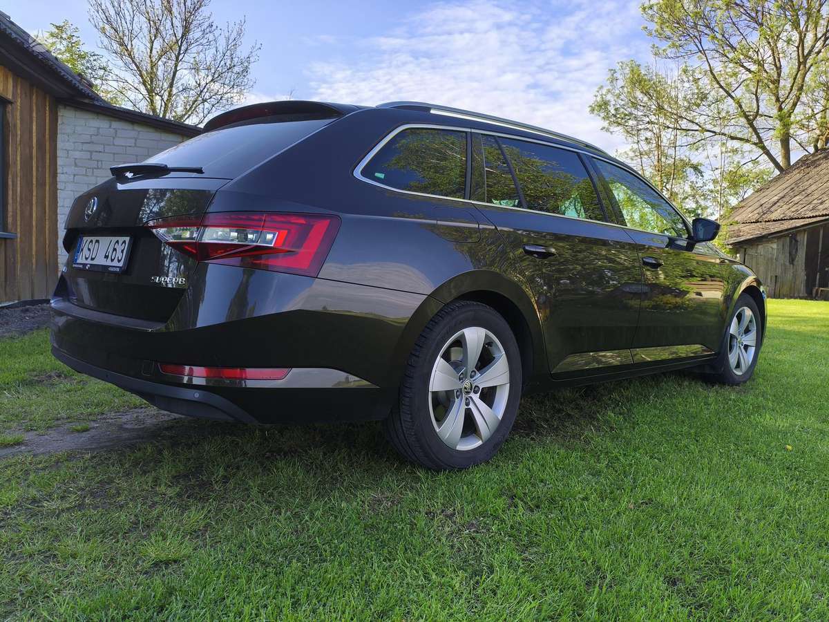 Skoda Superb, 1.8 l., Универсал