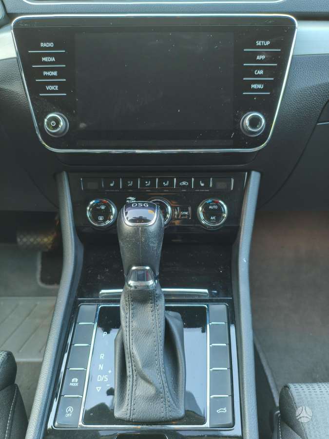 Skoda Superb, 1.8 l., Универсал