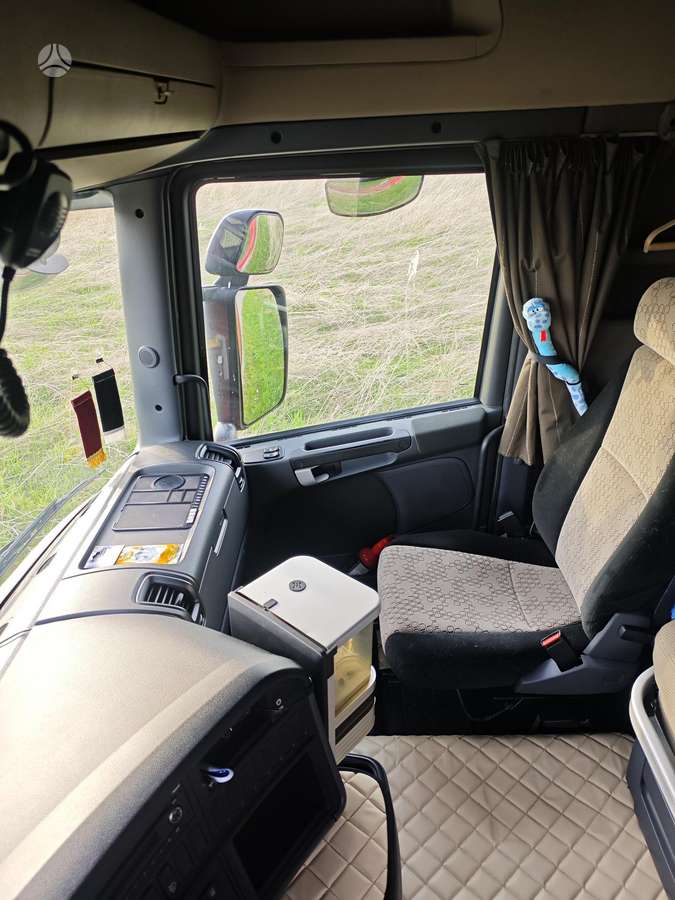 Scania R410, double sleeper