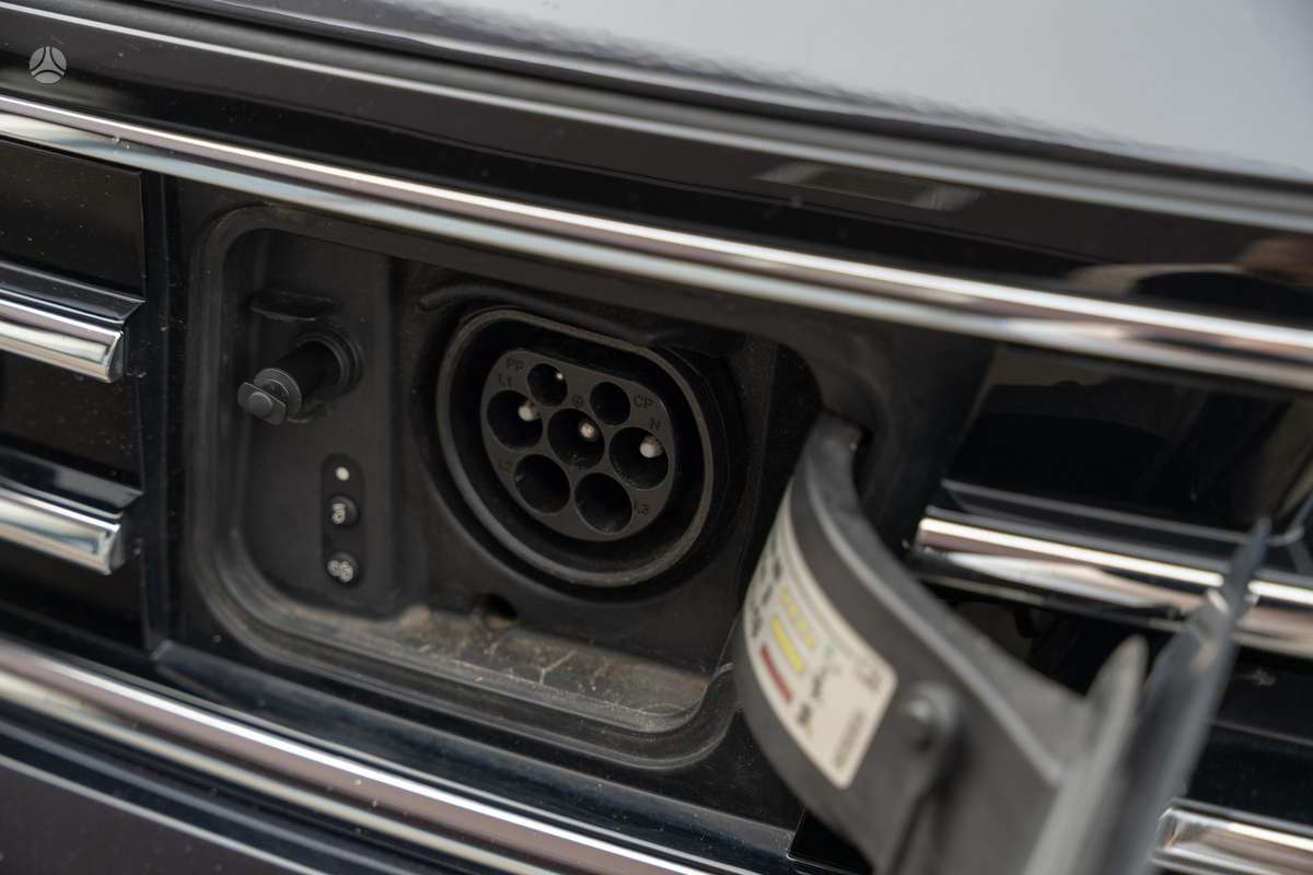Volkswagen Passat - 8