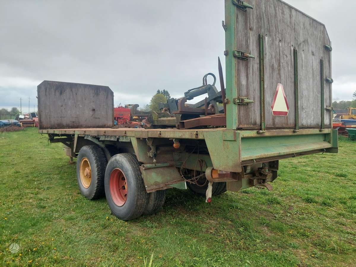 -Kita- Savivartės, trailers, semitrailers