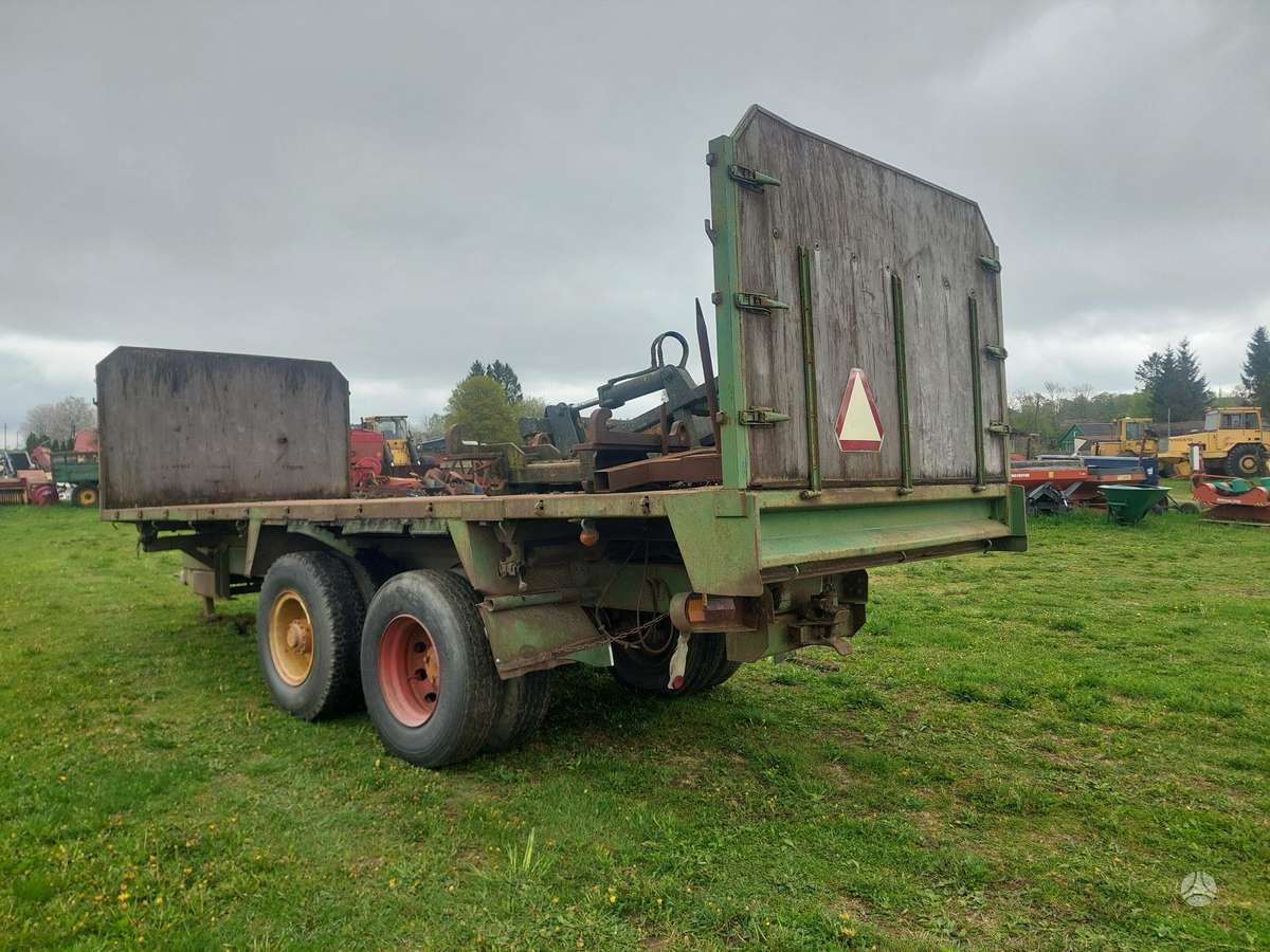 -Kita- Savivartės, trailers, semitrailers