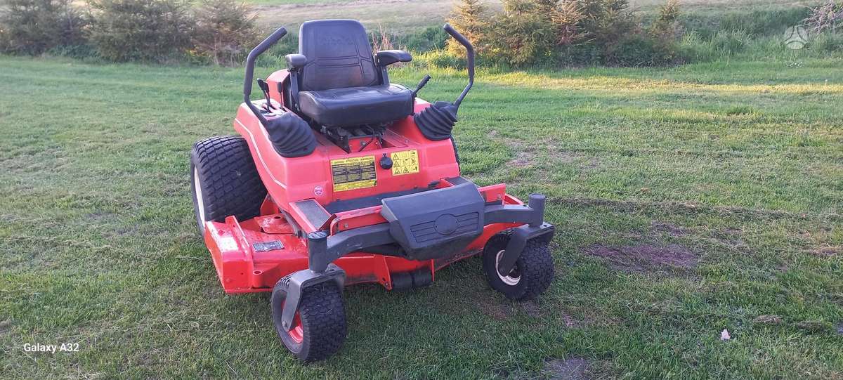 Kubota Zd21, садовые тракторы