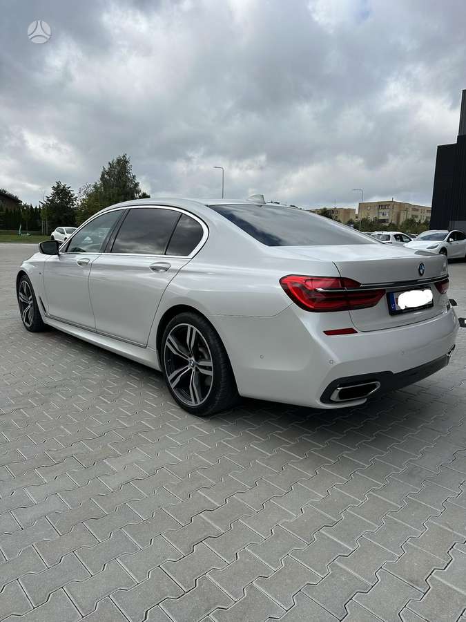 BMW 730, 3.0 l., Седан