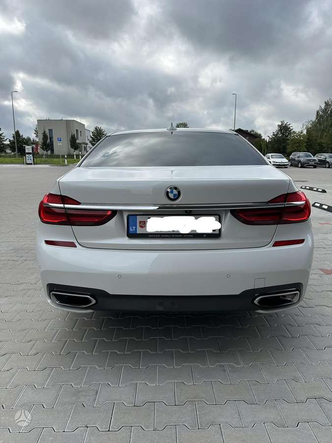 BMW 730, 3.0 l., Седан