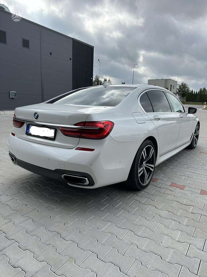 BMW 730, 3.0 l., Седан