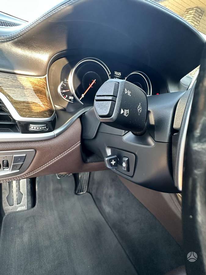 BMW 730, 3.0 l., Седан