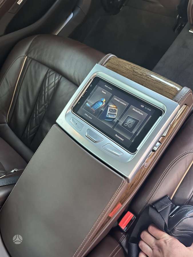BMW 730, 3.0 l., Седан