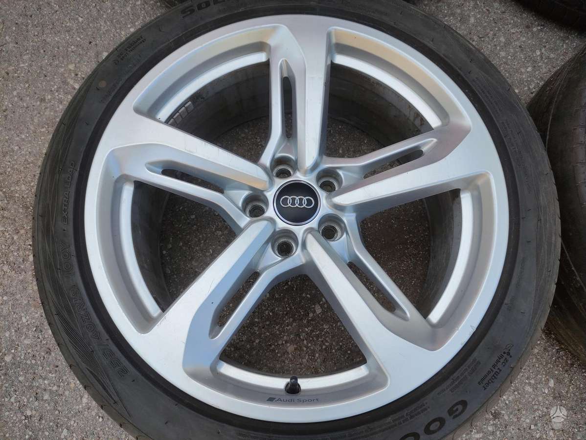 Audi, lengvojo lydinio, R19