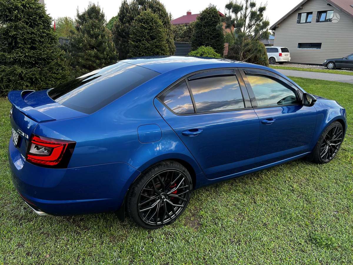 Škoda Octavia - 2