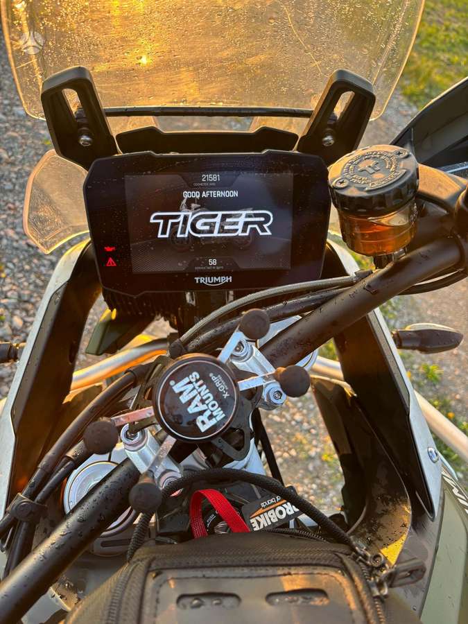 Triumph Tiger 900cc, enduro / adventure