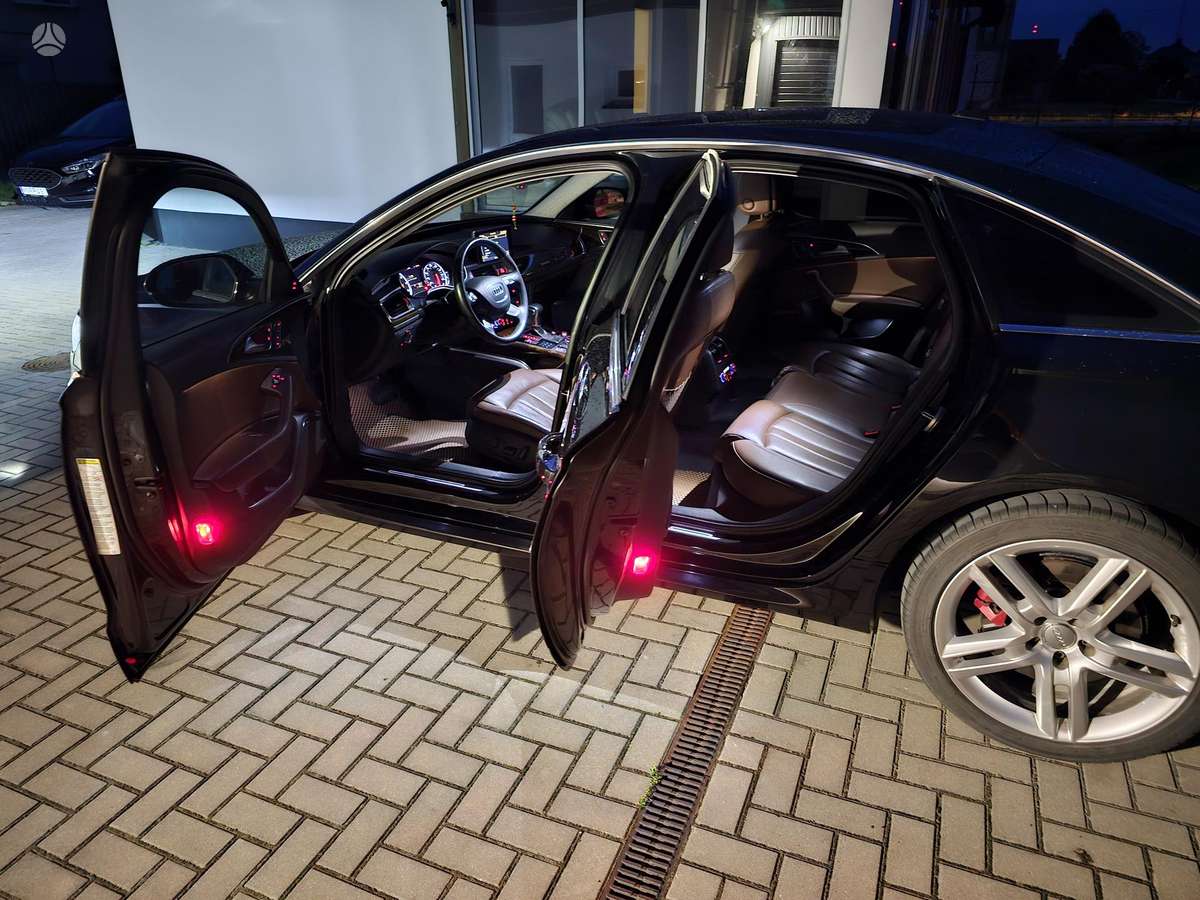 Audi A6, 3.0 l., Седан