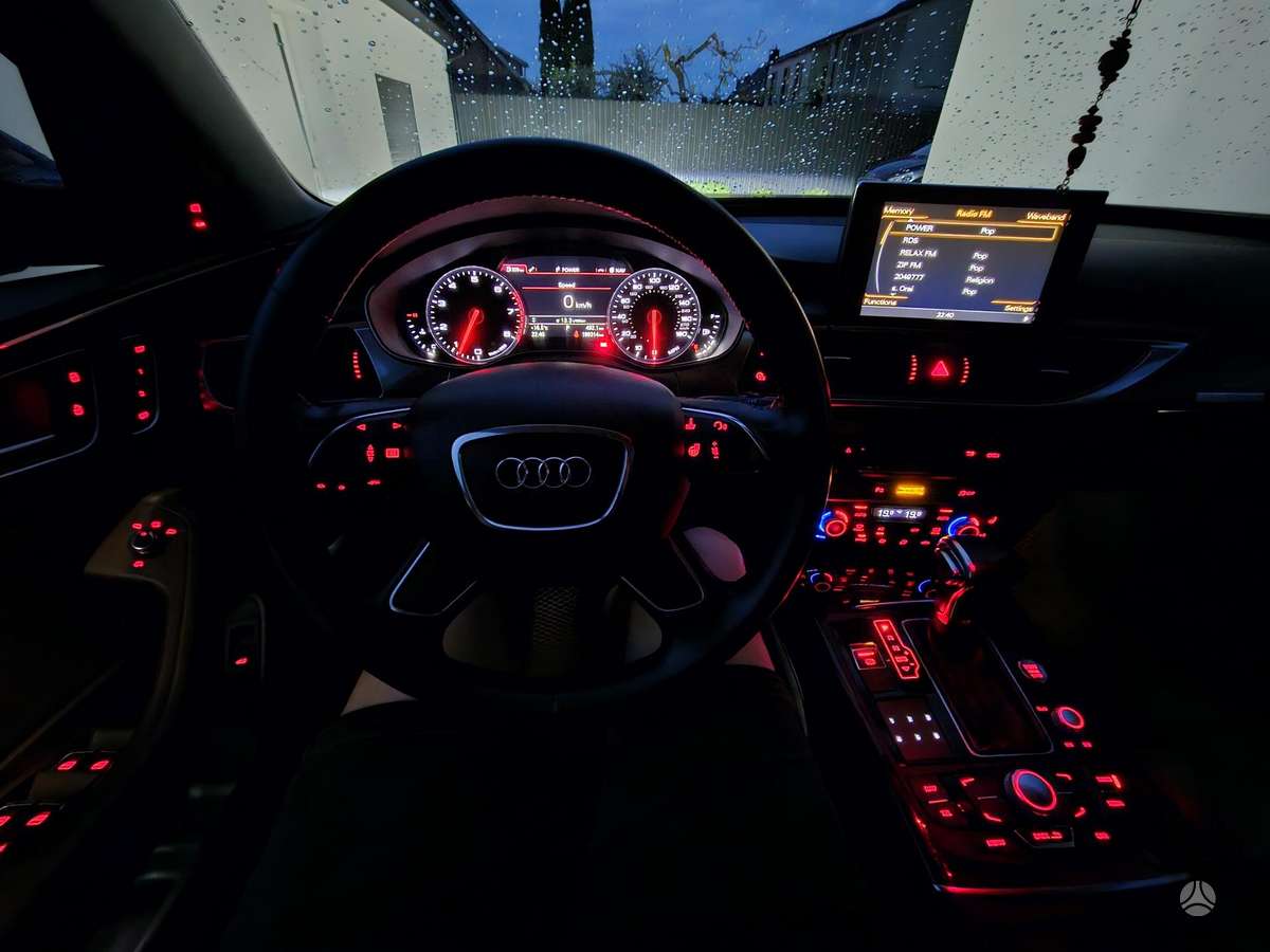 Audi A6, 3.0 l., Седан