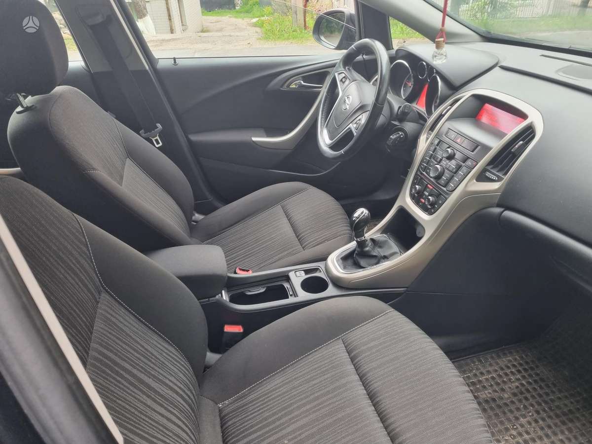 Opel Astra, 2.0 l., hatchback