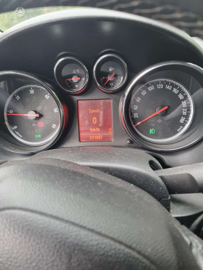 Opel Astra, 2.0 l., Хэтчбек