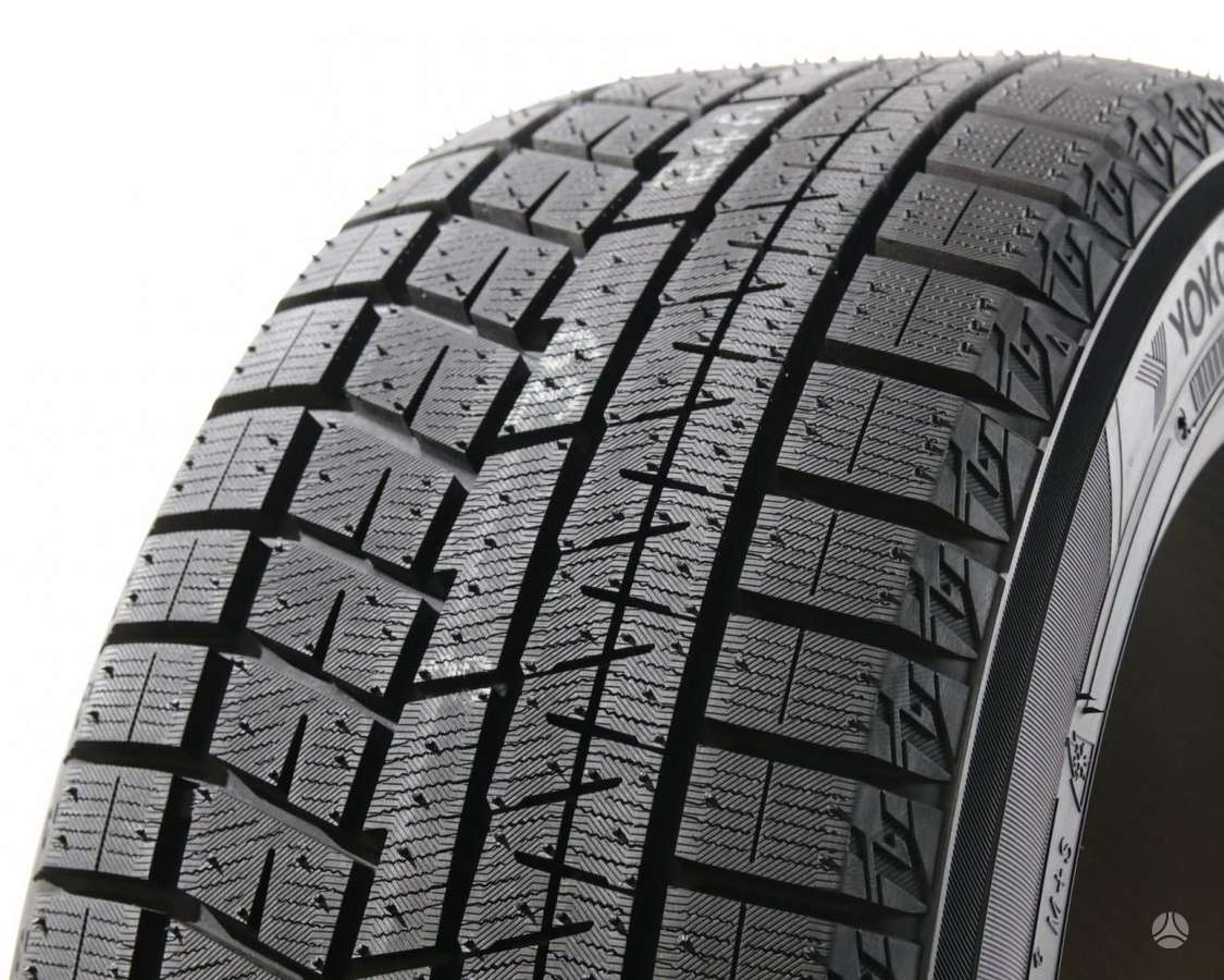 Yokohama IG60, зимние 215/65 R16