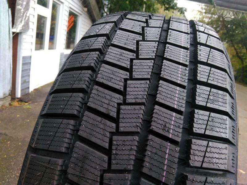 Sunny NW312, winter 235/40 R19