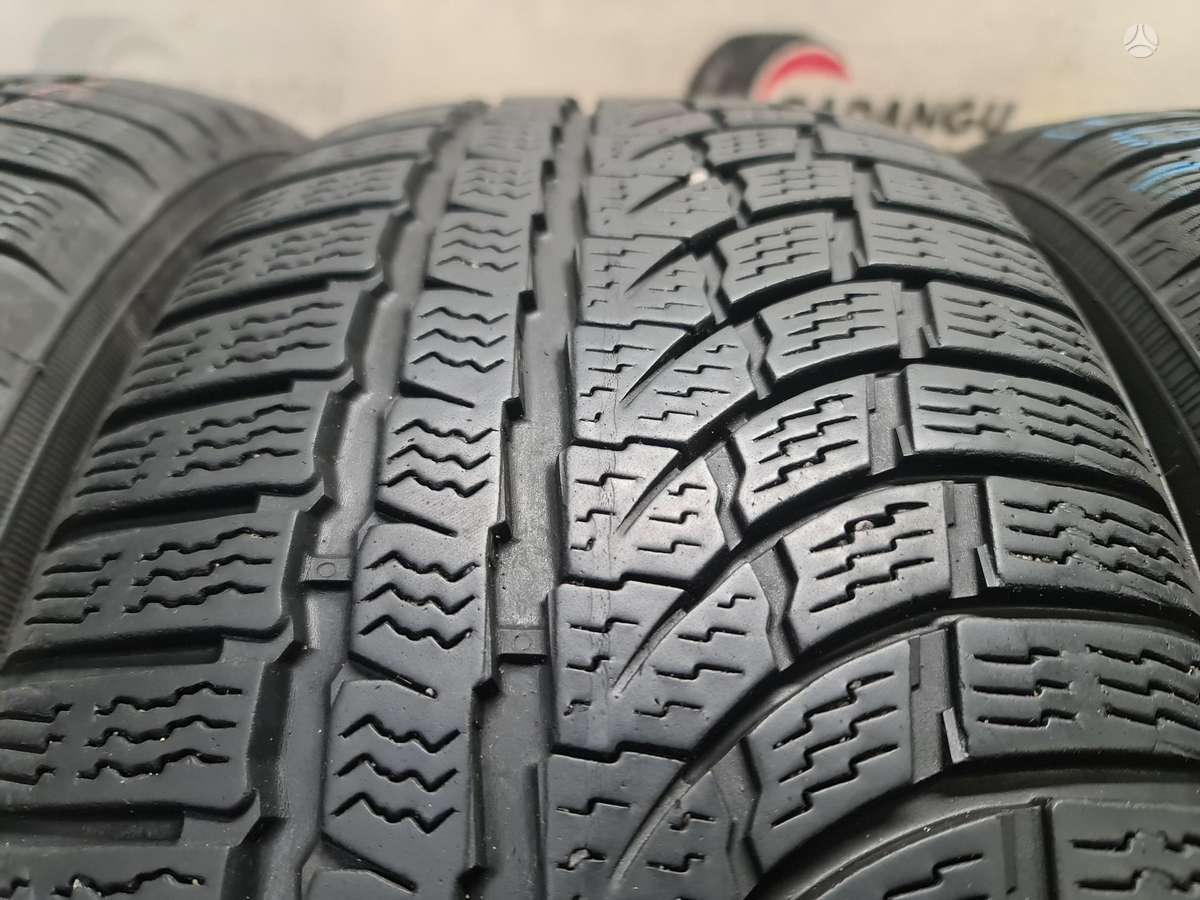 Nokian WRA4, зимние 215/55 R17