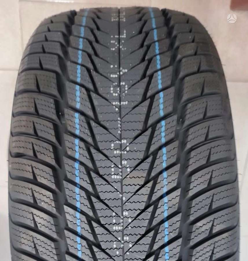 Superia Bluewin SUV2, žieminės 225/60 R18