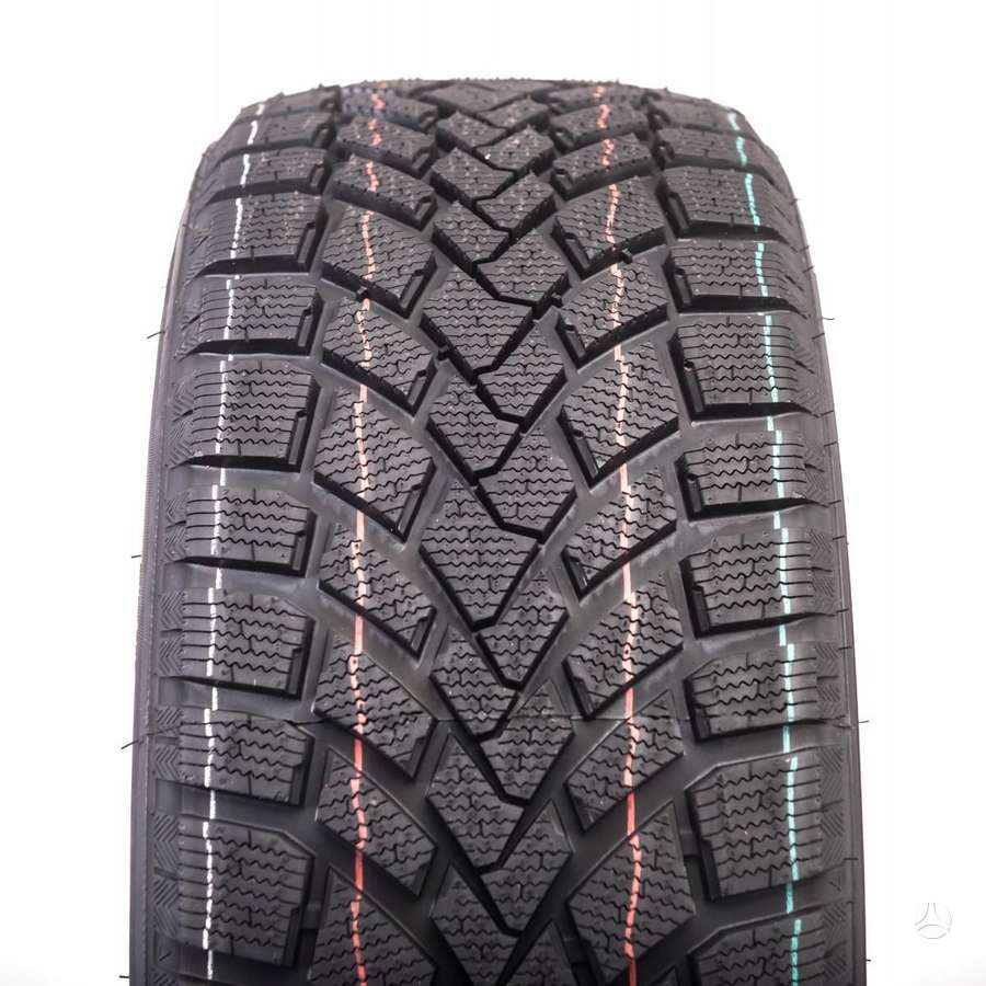 Mazzini Snowleopard, всесезонные 225/45 R18