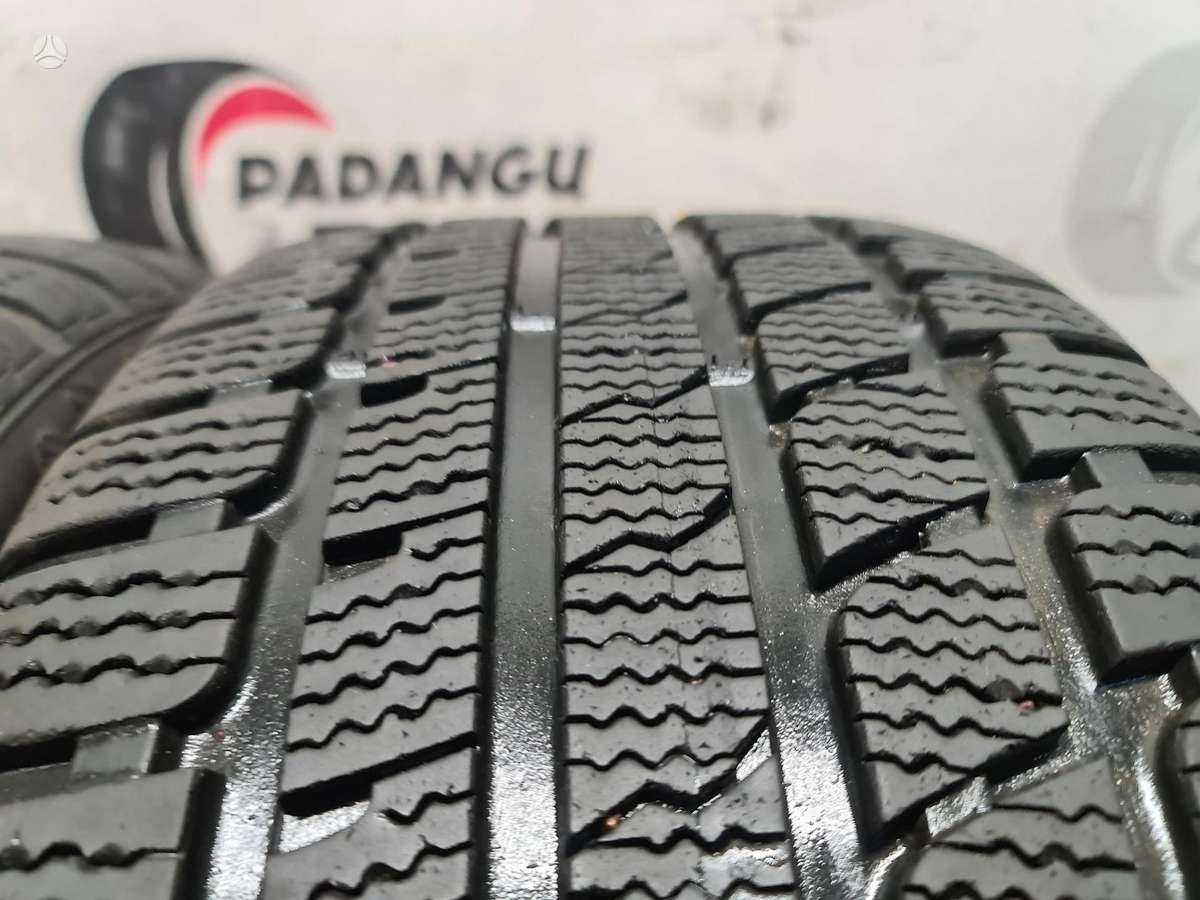 Kumho Izen KW27, žieminės 225/40 R18