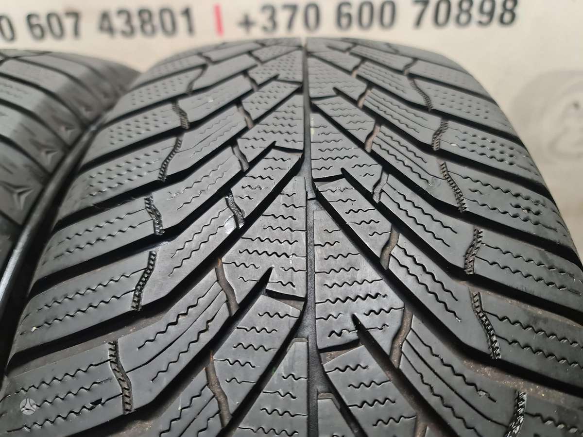 Kumho WP52, all-season 235/65 R17